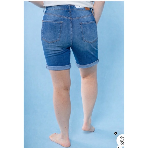 Judy Blue Double Button Tummy Control Cuffed Bermuda Denim Shorts 1XL Stretch - Picture 2 of 7